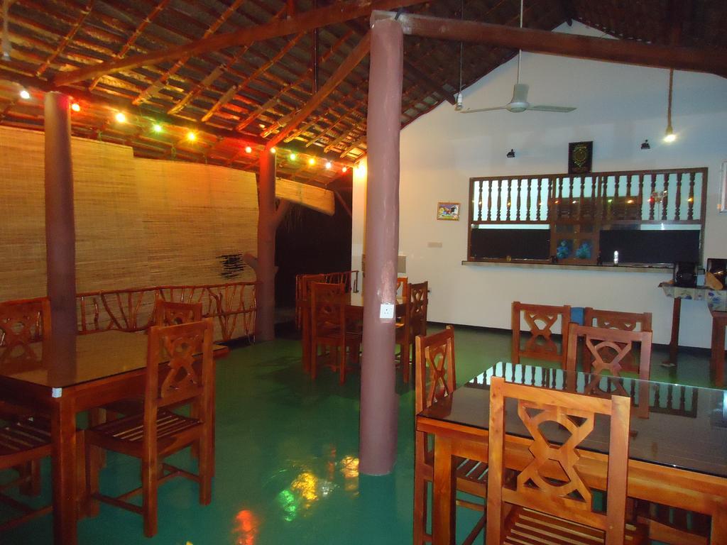 Pearl Cave Cabanas & Resturant Tangalle Eksteriør bilde