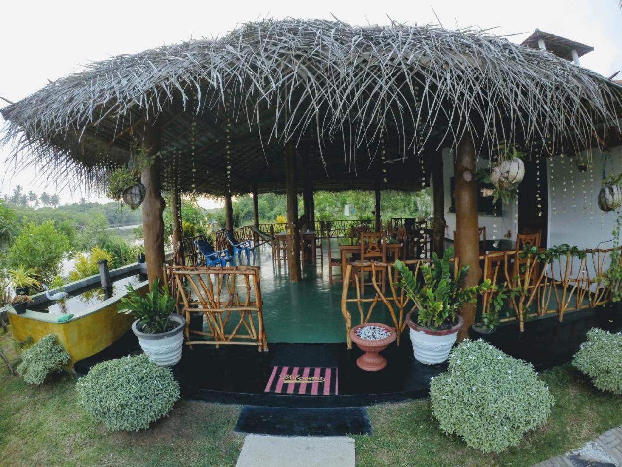 Pearl Cave Cabanas & Resturant Tangalle Eksteriør bilde